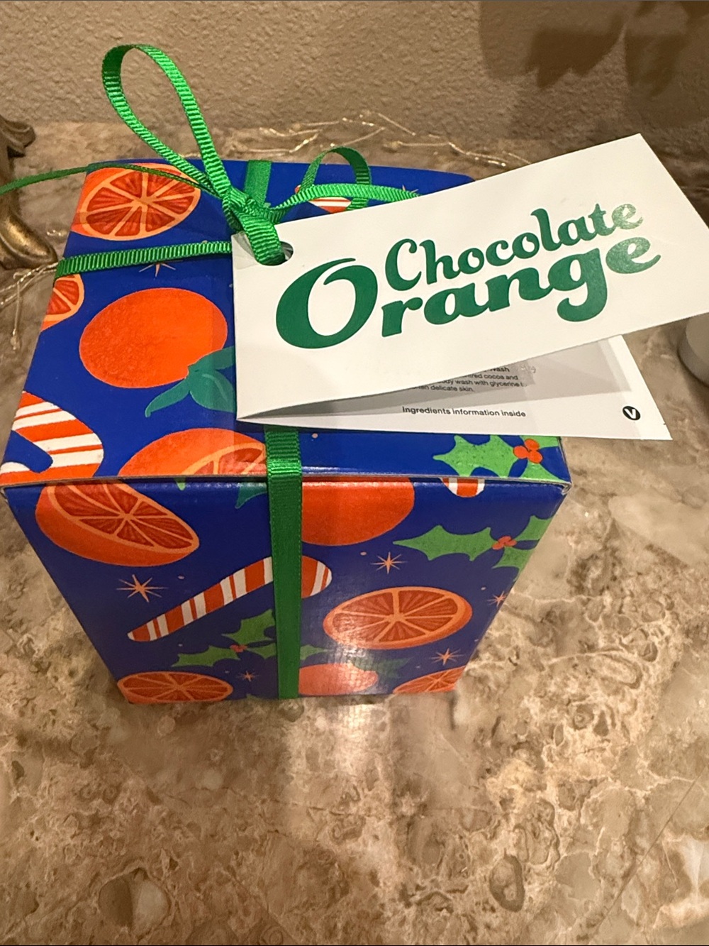 Lush Choc. Orange Gift Box - 4.5 oz orange body scrub/1.7 oz chocolate body wash